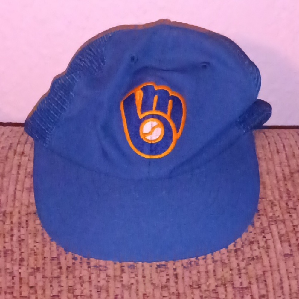 MONTREAL BREWERS SNAP BACK HAT